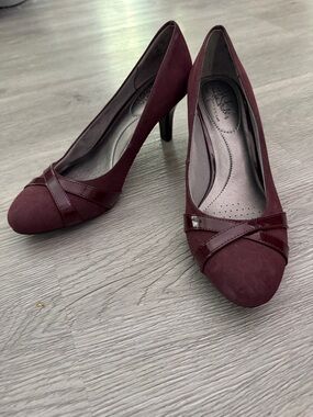 Life Stride Soft System Peace Burgundy Dress Pumps Sz 9 EUC